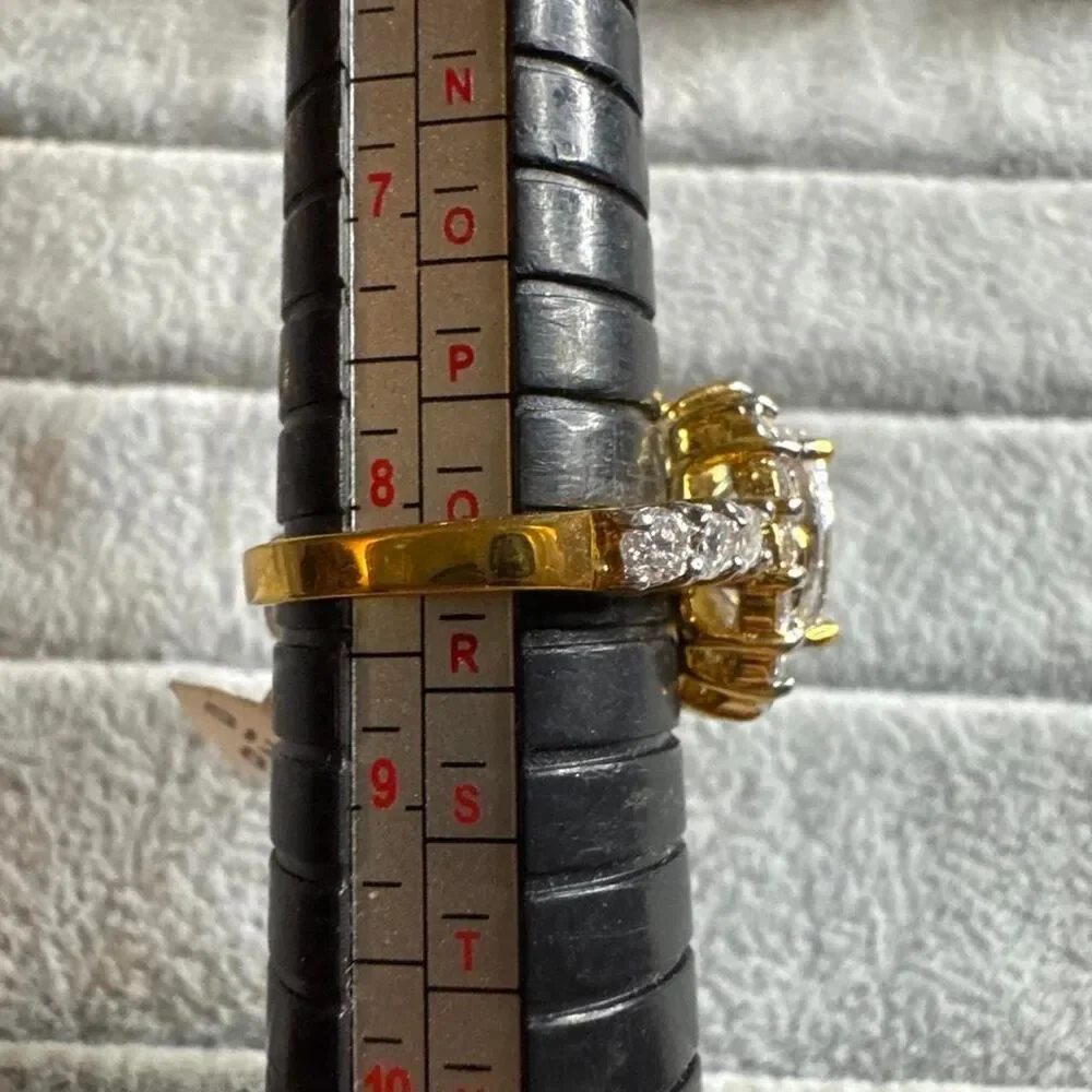 Unbranded Women's Gold and White Jewellery
